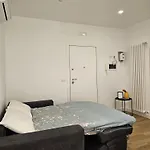 Cris House Apartamento *