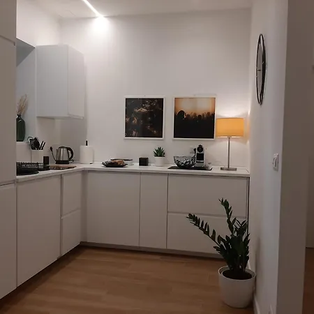 Cris House דירה